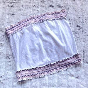 Bebe embroidered tube‎ top